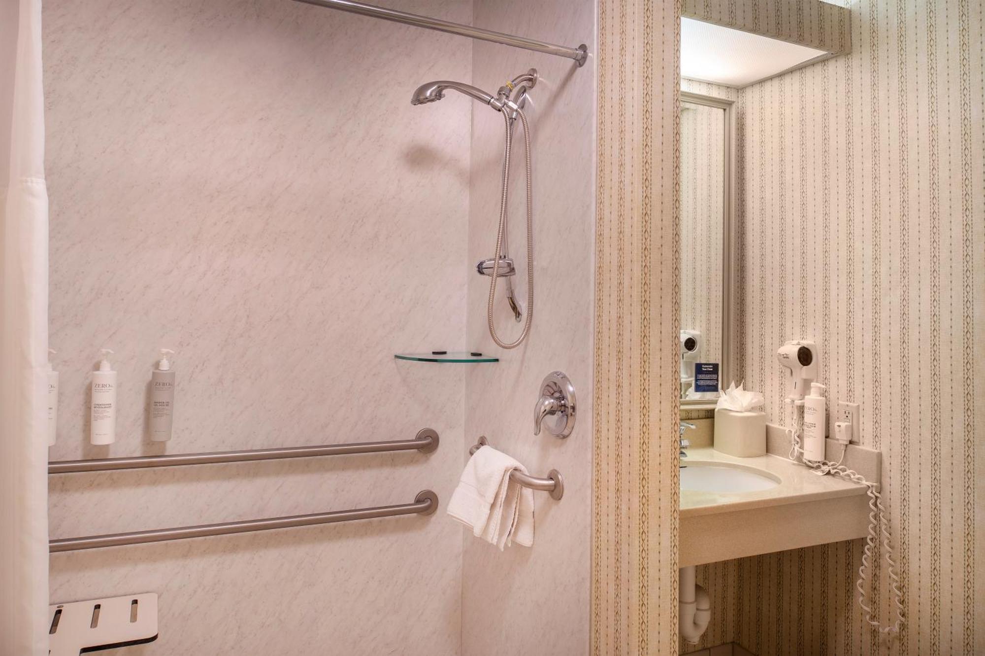 Hilton Garden Inn St. Louis/Chesterfield Ngoại thất bức ảnh